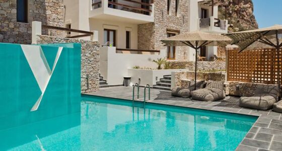 Ypsilos Beach Suites